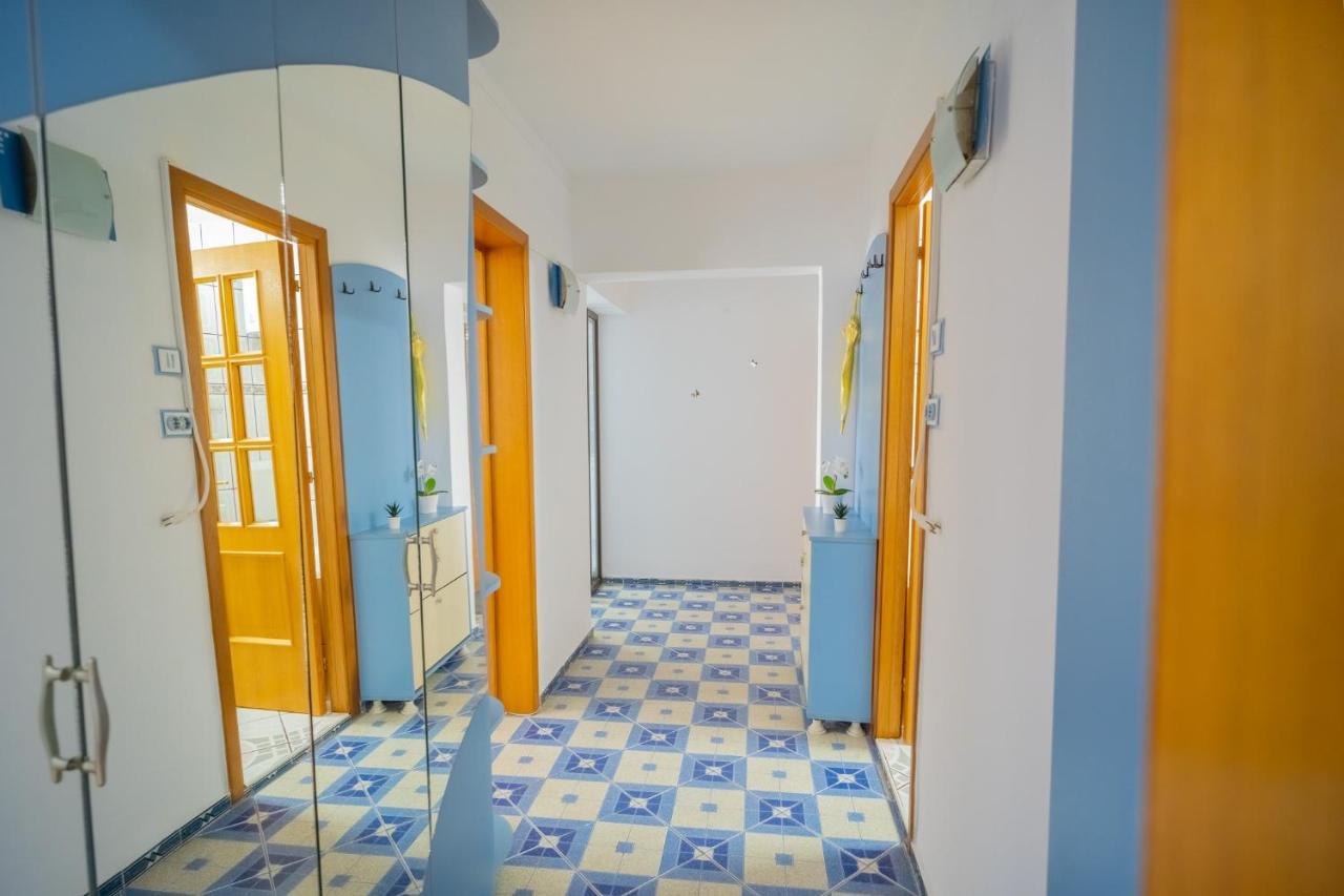 Serene 1Br Apartment With Workspace Βουκουρέστι Εξωτερικό φωτογραφία
