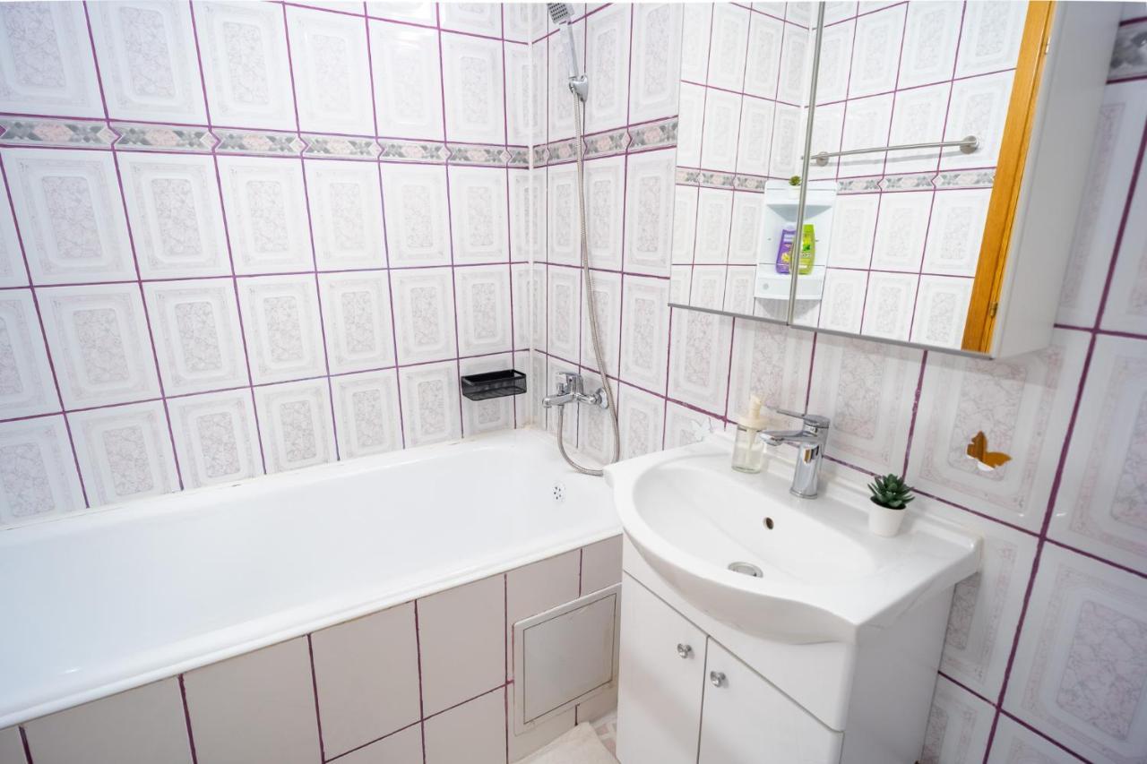Serene 1Br Apartment With Workspace Βουκουρέστι Εξωτερικό φωτογραφία